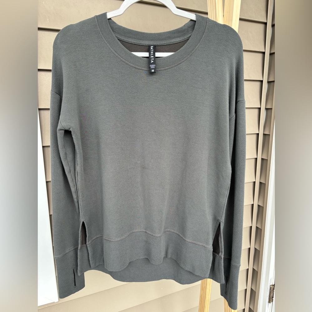 Athleta Long Sleeved Sweatshirt
